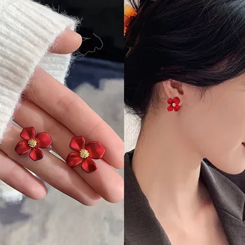 Корейские милые роскошные серьги-гвоздики с красными лепестками для женщин, ретро Темперамент, серьги в виде маленьких цветочков, модные Свадебные украшения для невесты