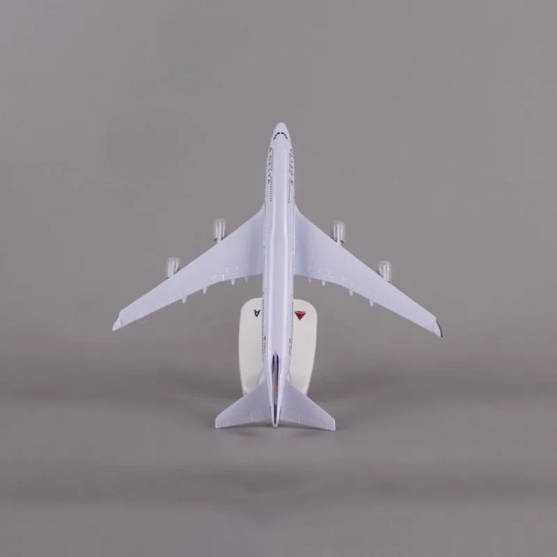 Изготовленная под заказ модель самолета Delta Airlines B747, украшение из твердого сплава, подарок, модель самолета в масштабе 1: 350, 20-сантиметровый статический дисплей 5