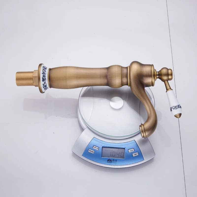 eramic антикварный, установленный на бортике, Смеситель для раковины в ванной с одной ручкой, Античная бронза, высококачественная Популярная Горячая и холодная вода G-902 5