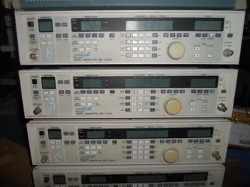 Используется генератор сигналов AM FM JSG-1051B