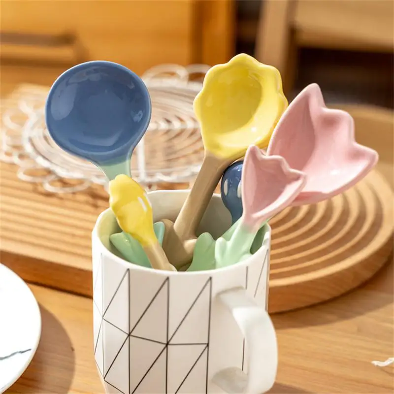 Десертная ложка в стиле Ins, керамическая ложка для трехмерного моделирования тюльпанов, Кофейная ложка, ложка для мороженого, Бытовая кухонная посуда 3