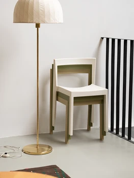 Горячий продаваемый стул в художественном стиле облегченная версия для наслаждения бытовой ресторанный стул для отдыха пластиковый стул с простой спинкой Рождественский подарок